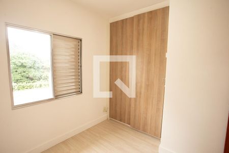 Quarto 2 de casa de condomínio para alugar com 2 quartos, 103m² em Vila Espanhola, São Paulo