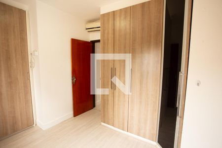 Quarto 2 de casa de condomínio para alugar com 2 quartos, 103m² em Vila Espanhola, São Paulo