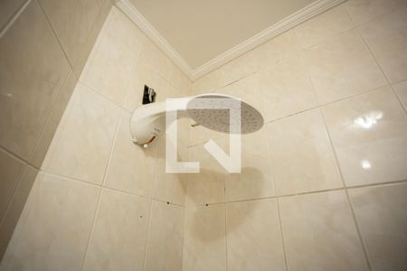 Casa de condomínio para alugar com 103m², 2 quartos e 2 vagas Casa de condomínio para alugar com 103m², 2 quartos e 2 vagasBanheiro