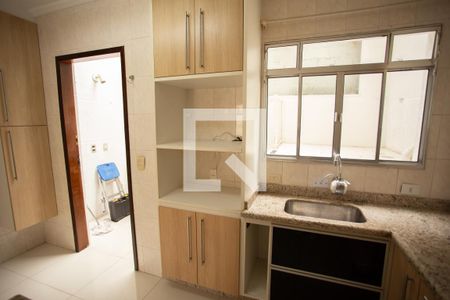 Casa de condomínio para alugar com 103m², 2 quartos e 2 vagas Casa de condomínio para alugar com 103m², 2 quartos e 2 vagasCozinha