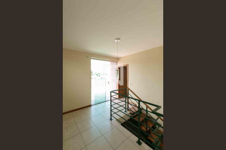 Apartamento à venda com 165m², 3 quartos e 2 vagas Apartamento à venda com 165m², 3 quartos e 2 vagasSala piso 2