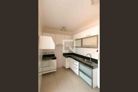 Apartamento à venda com 165m², 3 quartos e 2 vagas Apartamento à venda com 165m², 3 quartos e 2 vagasCozinha