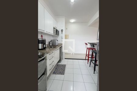 Apartamento à venda com 78m², 2 quartos e 1 vagaCozinha