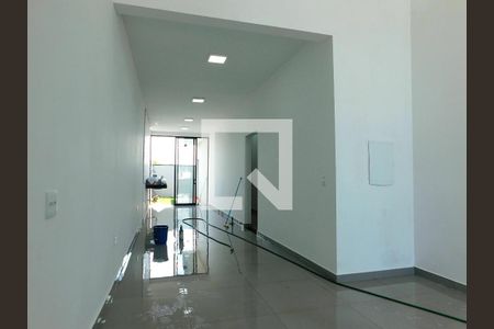 Casa de condomínio para alugar com 120m², 3 quartos e 1 vagaSala