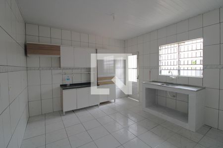 Casa para alugar com 150m², 2 quartos e 2 vagasCozinha