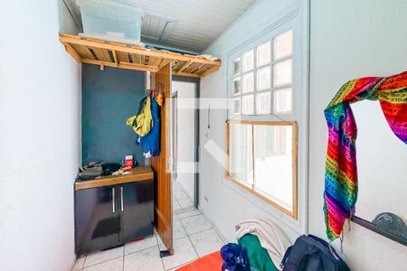 Casa à venda com 264m², 6 quartos e 2 vagas Casa à venda com 264m², 6 quartos e 2 vagasQuarto 2 Superior