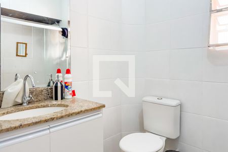 Casa à venda com 264m², 6 quartos e 2 vagas Casa à venda com 264m², 6 quartos e 2 vagasBanheiro Corredor Superior