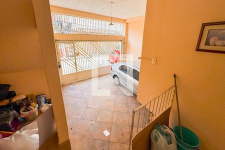 Casa à venda com 264m², 6 quartos e 2 vagas Casa à venda com 264m², 6 quartos e 2 vagasGaragem