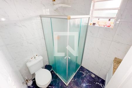 Casa à venda com 264m², 6 quartos e 2 vagas Casa à venda com 264m², 6 quartos e 2 vagasBanheiro Corredor