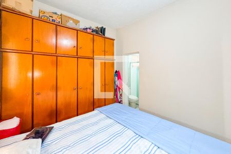 Casa à venda com 264m², 6 quartos e 2 vagas Casa à venda com 264m², 6 quartos e 2 vagasSuíte