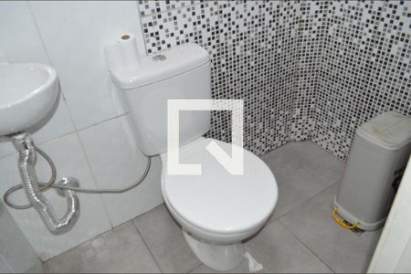 Casa à venda com 110m², 3 quartos e sem vagaBanheiro