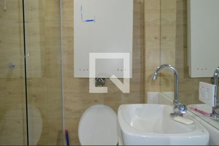 Casa à venda com 110m², 2 quartos e sem vagaBanheiro da Suíte