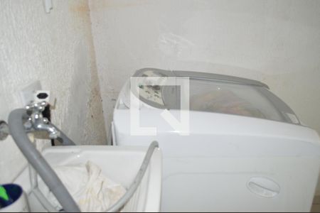 Casa à venda com 110m², 2 quartos e sem vagaBanheiro 2