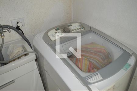 Casa à venda com 110m², 2 quartos e sem vagaBanheiro 2