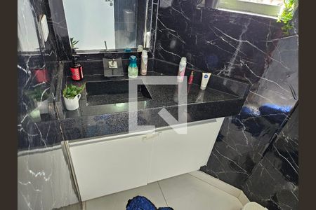 Apartamento à venda com 75m², 2 quartos e 1 vagaSuíte