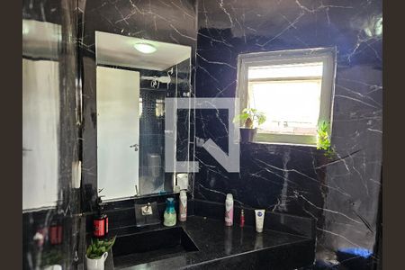 Apartamento à venda com 75m², 2 quartos e 1 vagaSuíte