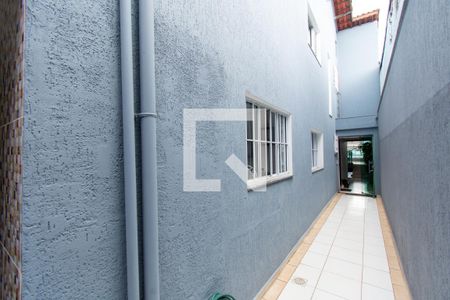 Casa à venda com 242m², 3 quartos e 2 vagas Casa à venda com 242m², 3 quartos e 2 vagasÁrea externa