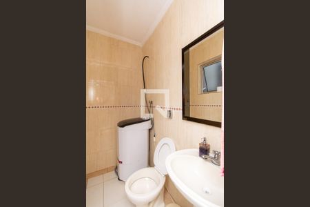 Casa à venda com 242m², 3 quartos e 2 vagas Casa à venda com 242m², 3 quartos e 2 vagasÁrea externa