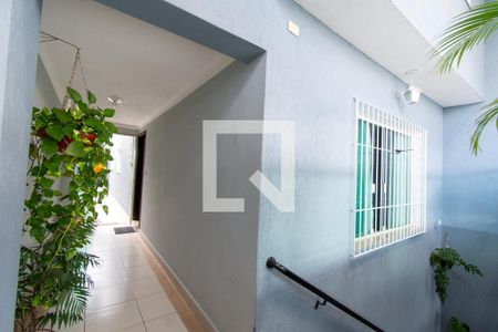 Casa à venda com 242m², 3 quartos e 2 vagas Casa à venda com 242m², 3 quartos e 2 vagasÁrea externa