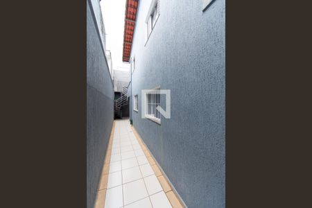 Casa à venda com 242m², 3 quartos e 2 vagas Casa à venda com 242m², 3 quartos e 2 vagasÁrea externa