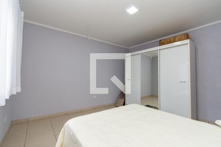Casa à venda com 242m², 3 quartos e 2 vagas Casa à venda com 242m², 3 quartos e 2 vagasQuarto 3