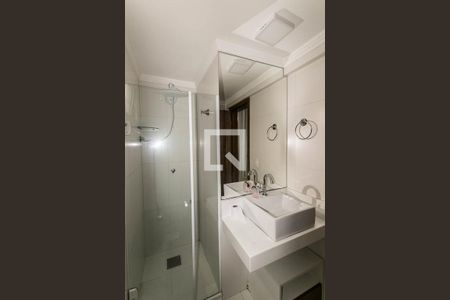 Banheiro do Quarto 3 de apartamento para alugar com 3 quartos, 100m² em Patamares, Salvador