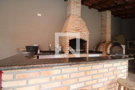 Casa à venda com 550m², 3 quartos e 6 vagasÁrea comum