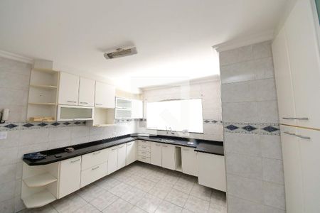 Casa à venda com 237m², 3 quartos e 5 vagasCozinha