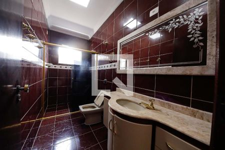 Casa à venda com 237m², 3 quartos e 5 vagasBanheiro