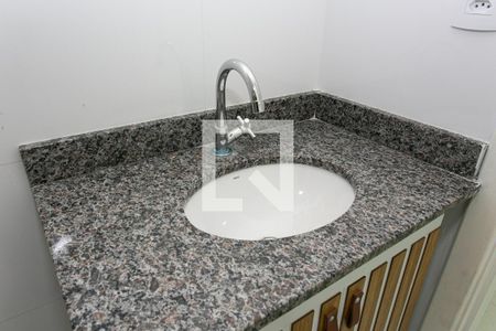 Apartamento à venda com 36m², 2 quartos e sem vaga Apartamento à venda com 36m², 2 quartos e sem vagaBanheiro