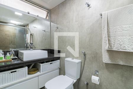 Apartamento à venda com 110m², 3 quartos e 1 vagaBanheiro da Suíte