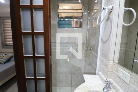 Apartamento para alugar com 100m², 4 quartos e 2 vagas Apartamento para alugar com 100m², 4 quartos e 2 vagasBanheiro da Suíte 2