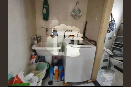 Casa à venda com 3 quartos, 210m² em Jardim Avelino, São Paulo