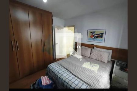 Casa à venda com 3 quartos, 210m² em Jardim Avelino, São Paulo