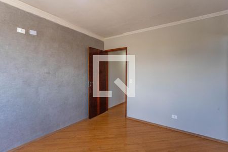 Casa 1 - quarto 1 - suíte de casa para alugar com 5 quartos, 343m² em Taboão, Diadema