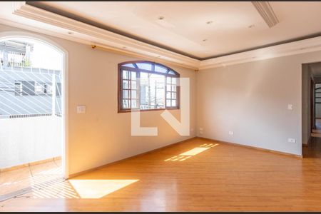 Casa 1 - sala  de casa para alugar com 5 quartos, 343m² em Taboão, Diadema