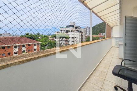 Apartamento para alugar com 135m², 3 quartos e 1 vagavaranda 