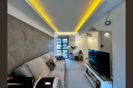 Casa de condomínio à venda com 105m², 1 quarto e 1 vagaSala de Tv