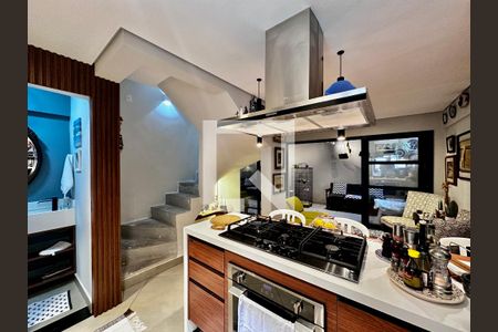 Casa de condomínio à venda com 105m², 1 quarto e 1 vagaCozinha