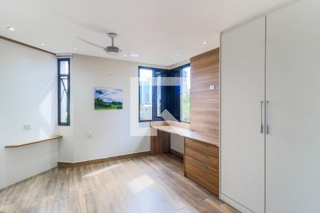 Quarto de apartamento à venda com 1 quarto, 65m² em Santo Amaro, São Paulo