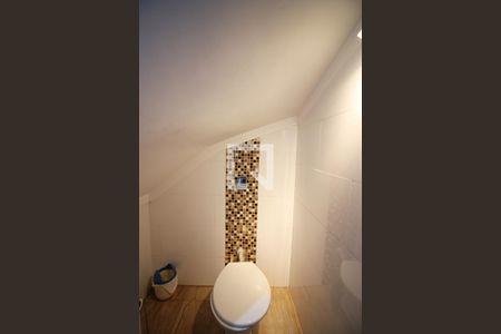 Casa à venda com 169m², 3 quartos e 2 vagasLavabo 