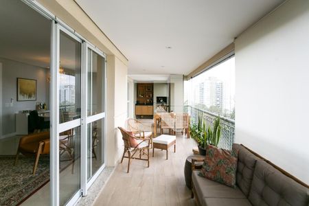 Apartamento à venda com 197m², 4 quartos e 3 vagasVaranda da Sala