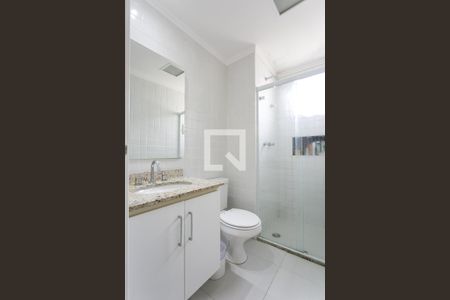 Apartamento à venda com 197m², 4 quartos e 3 vagasBanheiro da Suíte 2