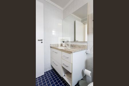 Apartamento à venda com 197m², 4 quartos e 3 vagasBanheiro da Suíte 1