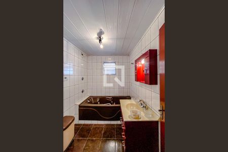 Casa à venda com 250m², 5 quartos e 3 vagasBanheiro