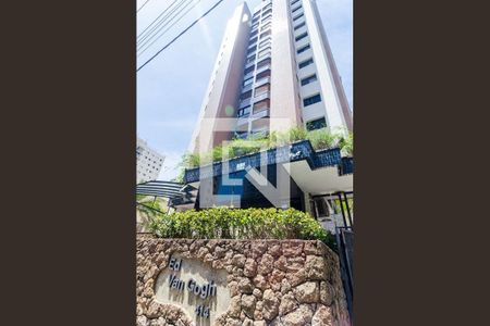 Apartamento à venda com 121m², 3 quartos e 2 vagas Apartamento à venda com 121m², 3 quartos e 2 vagasFachada