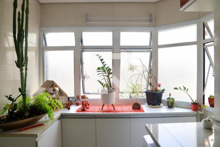 Apartamento à venda com 121m², 3 quartos e 2 vagas Apartamento à venda com 121m², 3 quartos e 2 vagasÁrea de Serviço