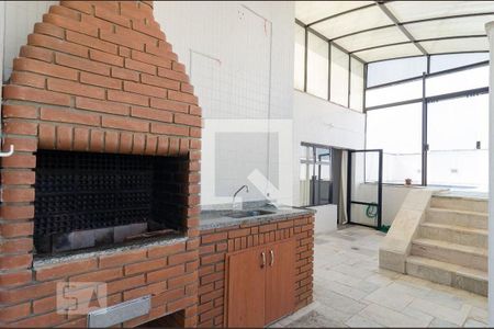 Apartamento à venda com 121m², 3 quartos e 2 vagas Apartamento à venda com 121m², 3 quartos e 2 vagasÁrea comum - Churrasqueira