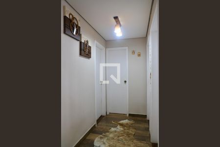 Apartamento à venda com 121m², 3 quartos e 2 vagas Apartamento à venda com 121m², 3 quartos e 2 vagasCorredor