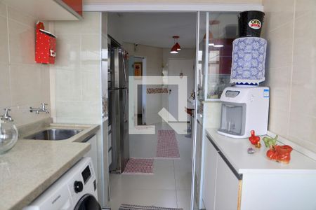 Apartamento à venda com 121m², 3 quartos e 2 vagas Apartamento à venda com 121m², 3 quartos e 2 vagasÁrea de Serviço